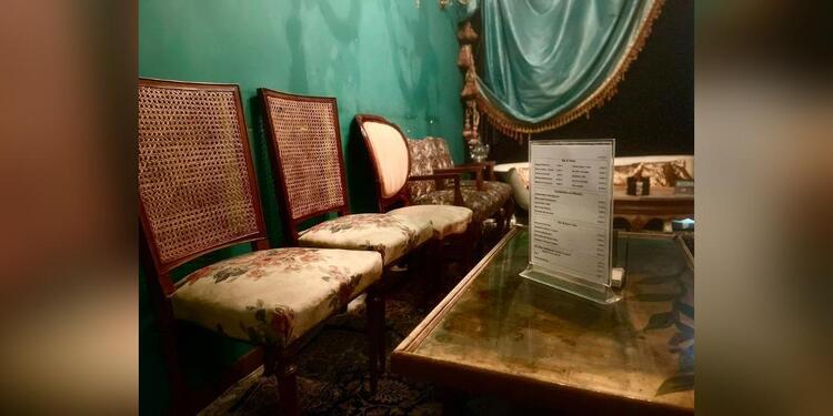 Madame George Lounge Bar, bar