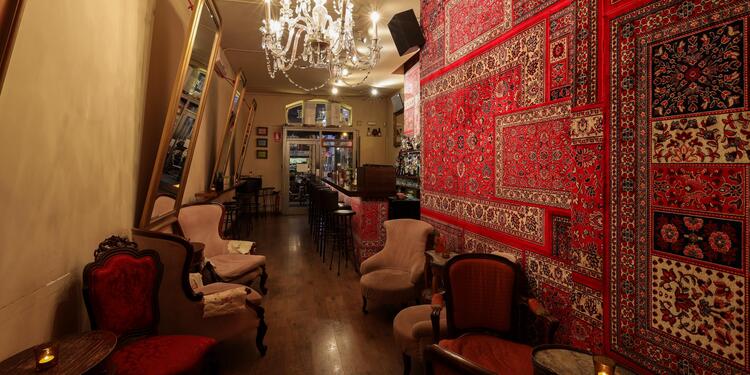 Madame George Lounge Bar, bar