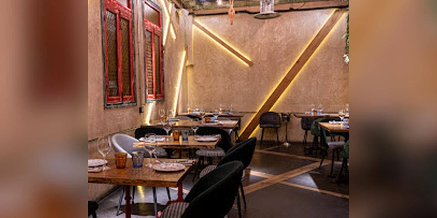 CUATRODEOCHO, restaurant