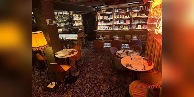 Casa Salesas, restaurant