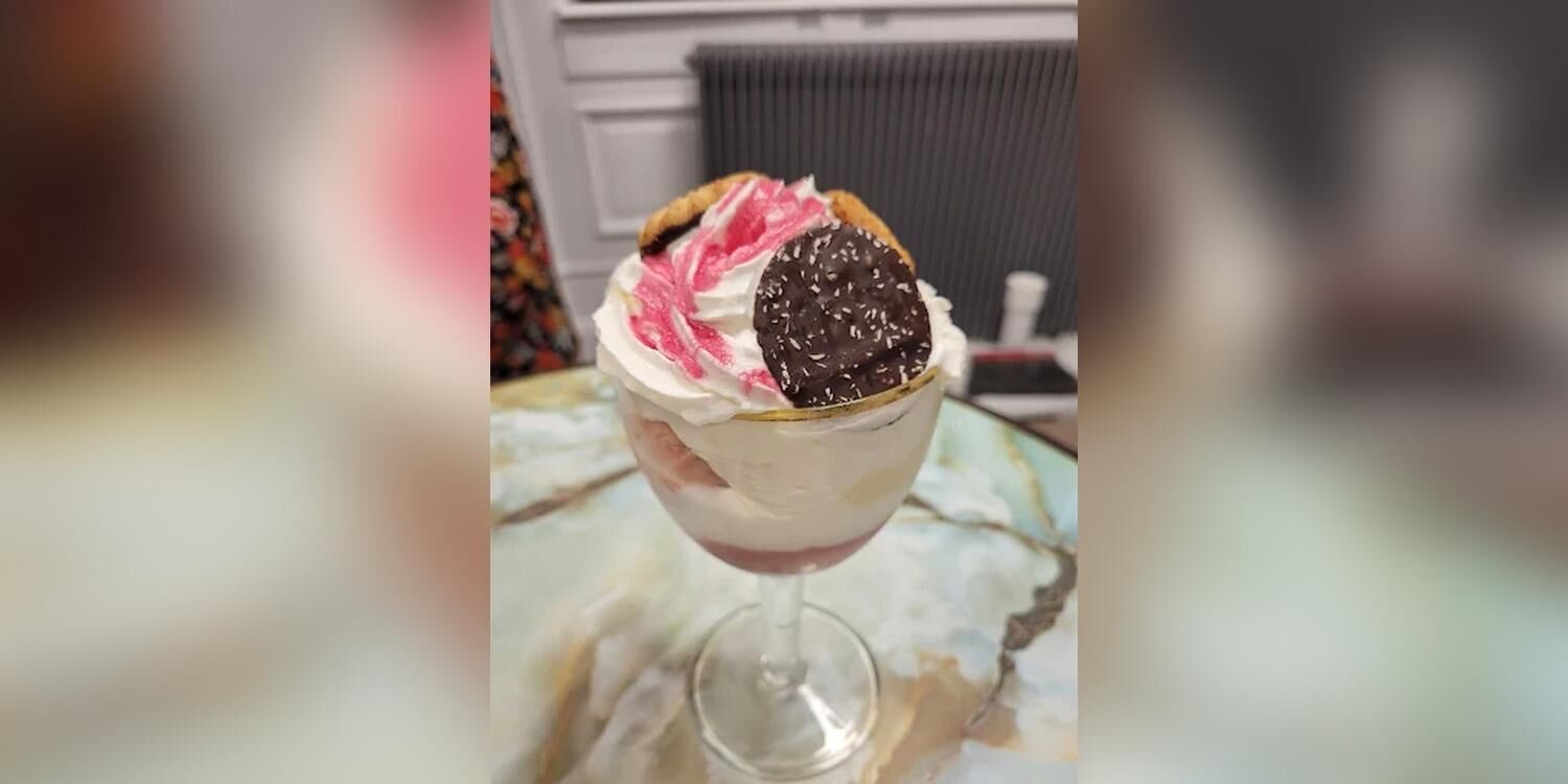 Cafe Bar Fernanda Lusitana, bar