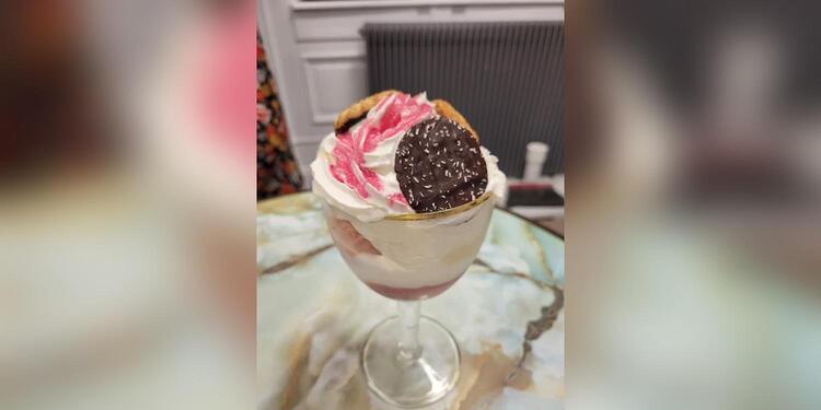 Cafe Bar Fernanda Lusitana, bar