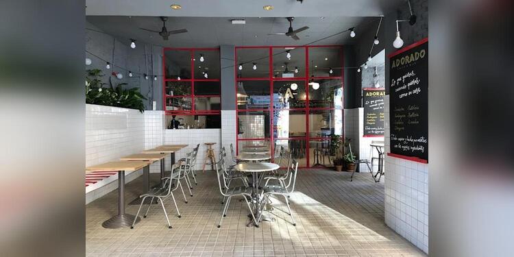 Adorado Bar, restaurant