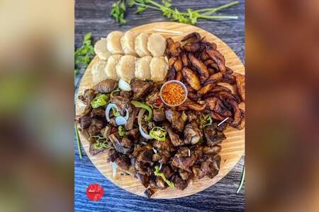 Les délices de gk, Restaurant Le Mans Pavoine de Le Mans #0