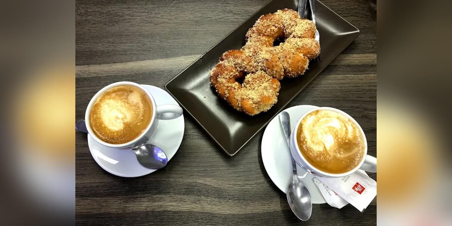 Bar-Cafeteria ?La Tienda ?, restaurant