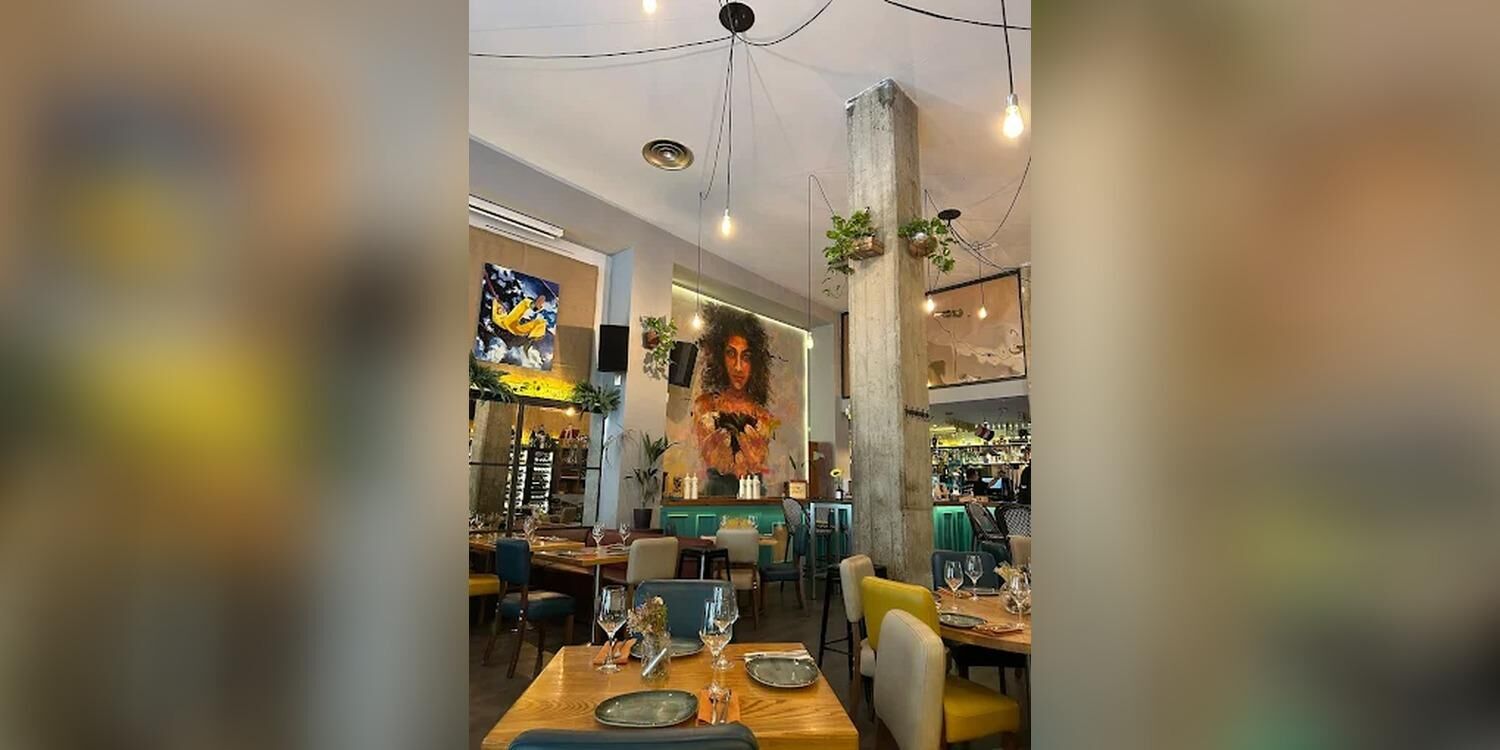 Anica Waksman, restaurant