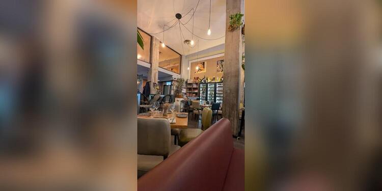 Anica Waksman, restaurant