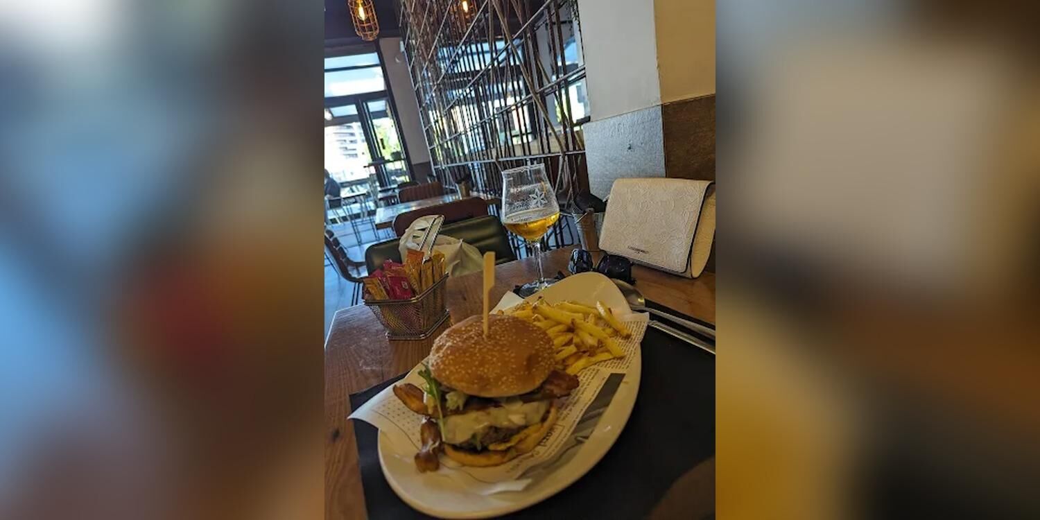 Canino Tapas y Vino, bar