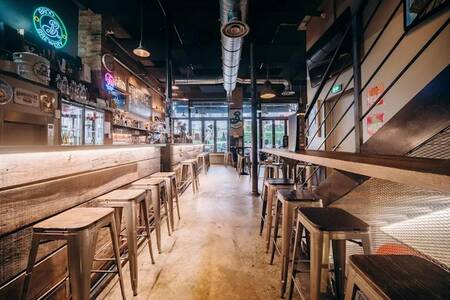 5 POINTS Bar/Pub, Bar Aix-les-Bains Centre-ville #0