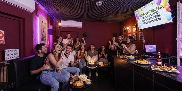 Plan B, bar
