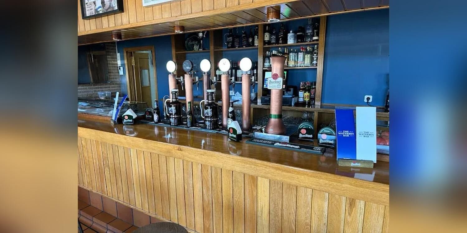 The Waterboy Sports Bar, bar