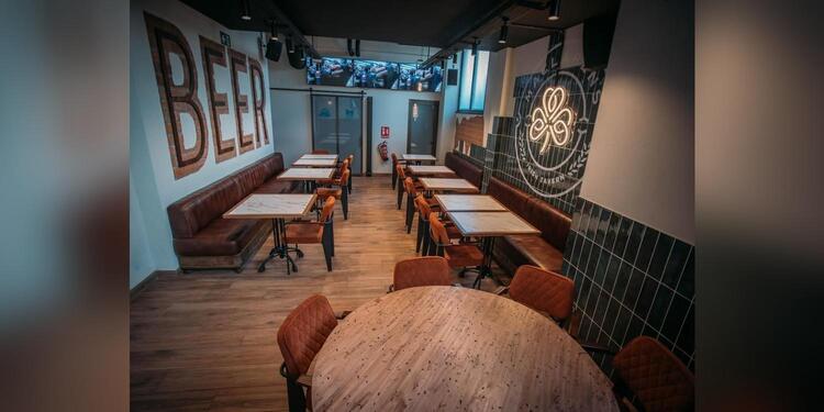 MacLaren's Irish & Sports Bar - Vaguada, bar