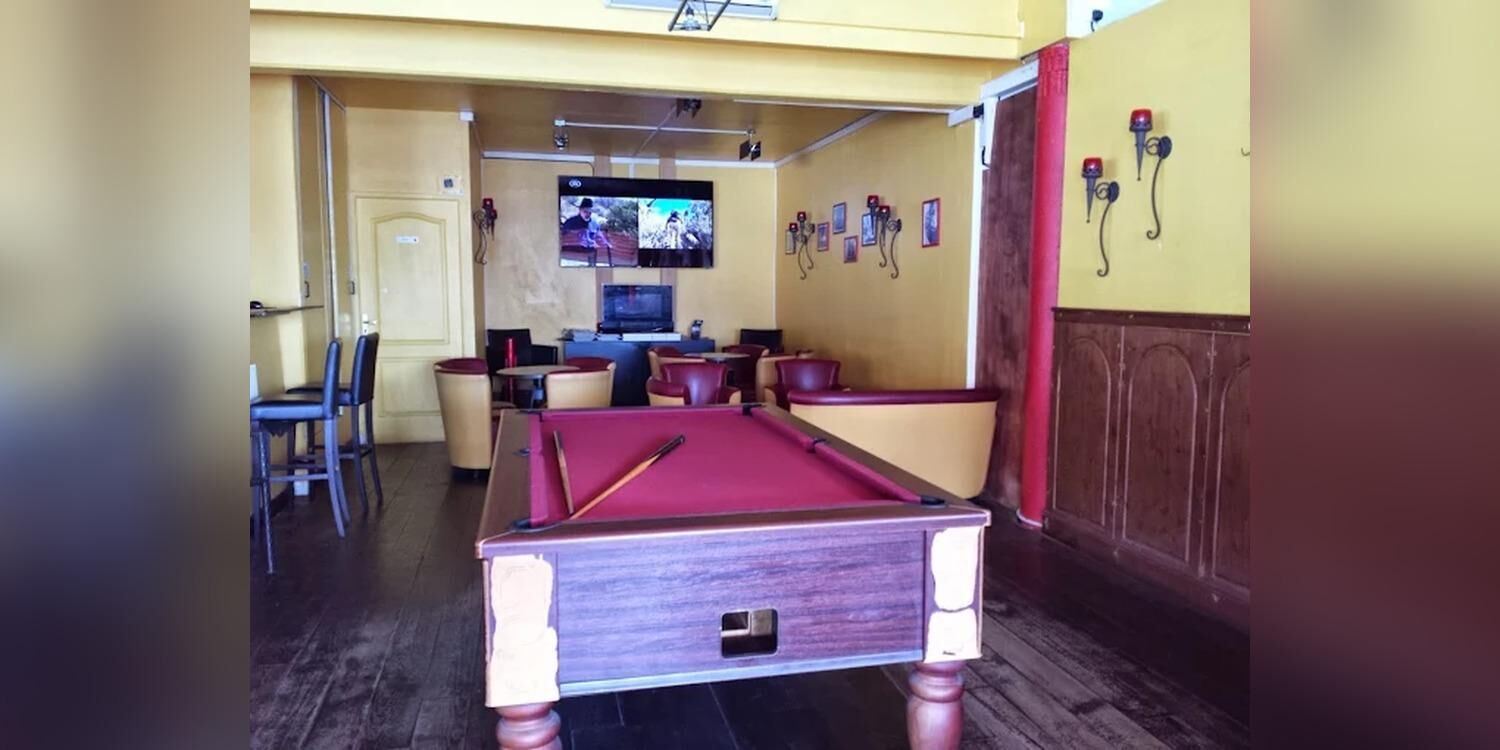 Rio's Banana Cafe, restaurant