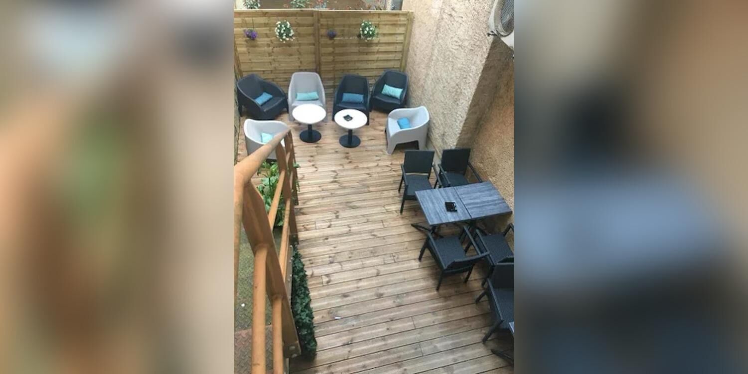 Le Bar des Papas, bar