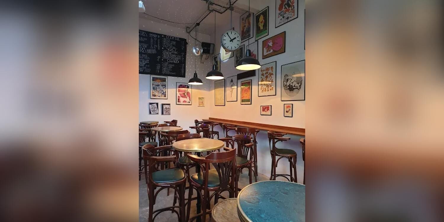 Au WC. Whisky & Cocktail, bar