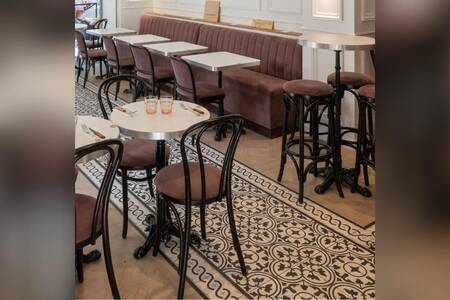 Mon Bar Bistrot & Tabacco, Restaurant Arles Centre historique d'Arles - Place du Forum #0