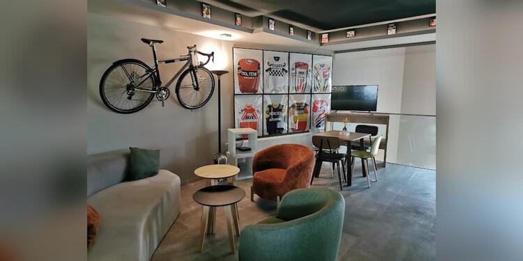 Etape 84, restaurant