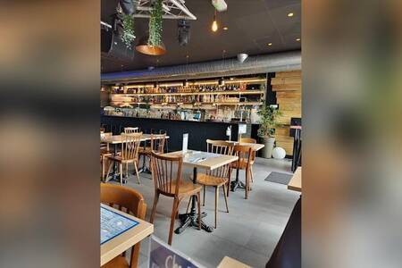 Chez Tonton à La Marina, Bar Brest  #0