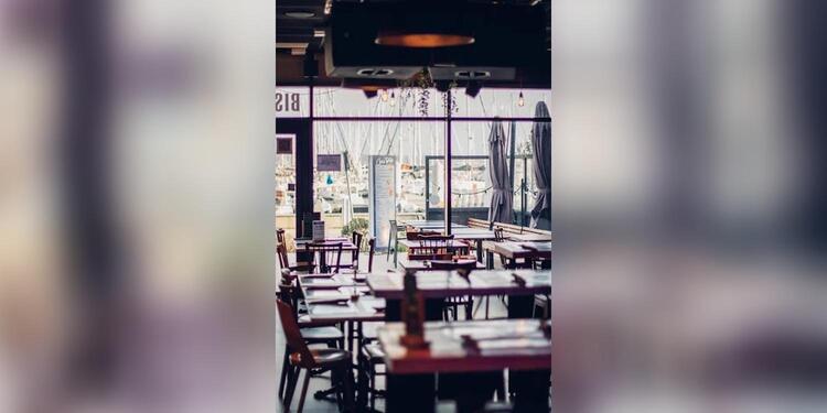 Chez Tonton à La Marina, bar