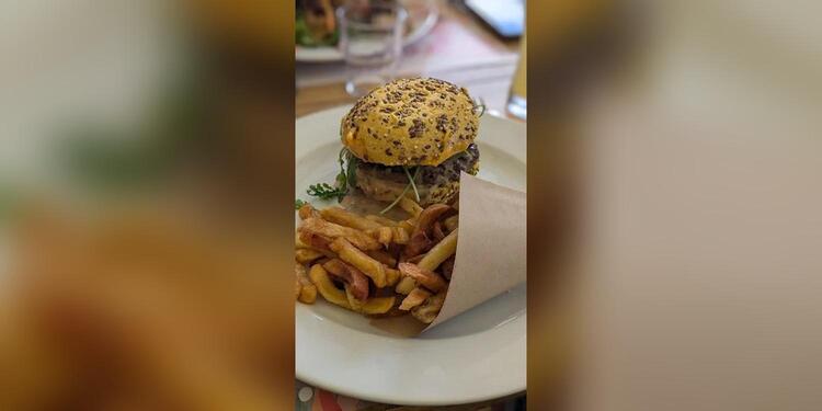 Chez Oscar & Suzette, restaurant