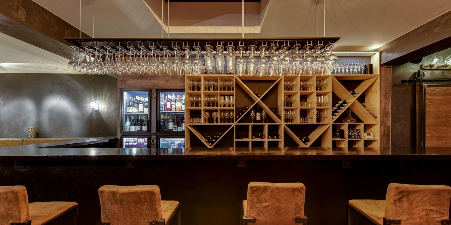 La vinoteca espanola, bar, Le Bar 