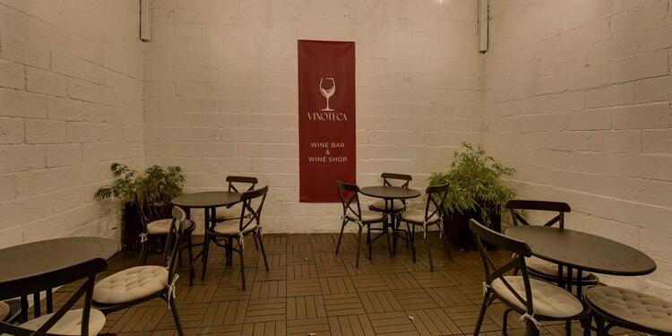 La vinoteca espanola, bar, La Terrasse 