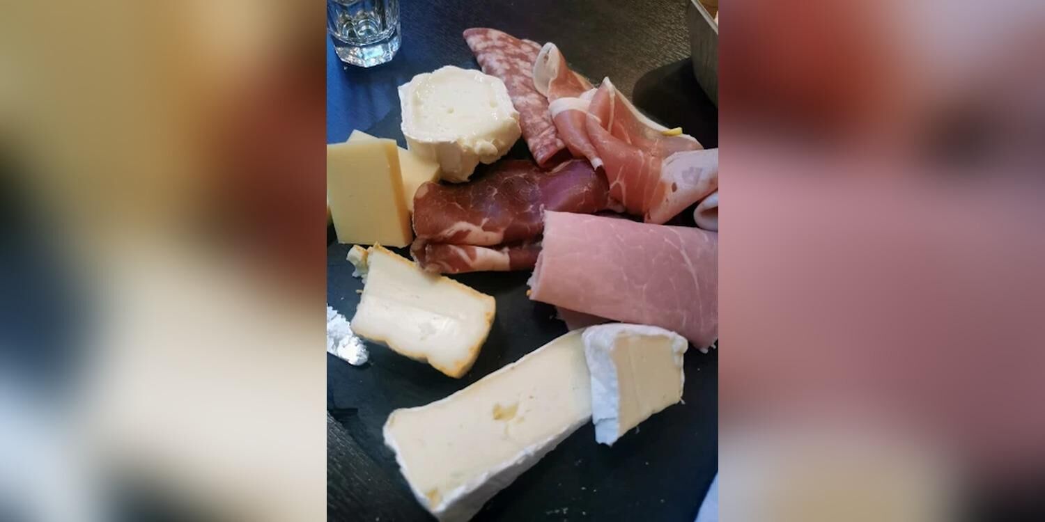 Bar De La Mairie, bar