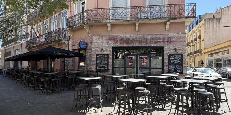 Delirium Café Perpignan, bar