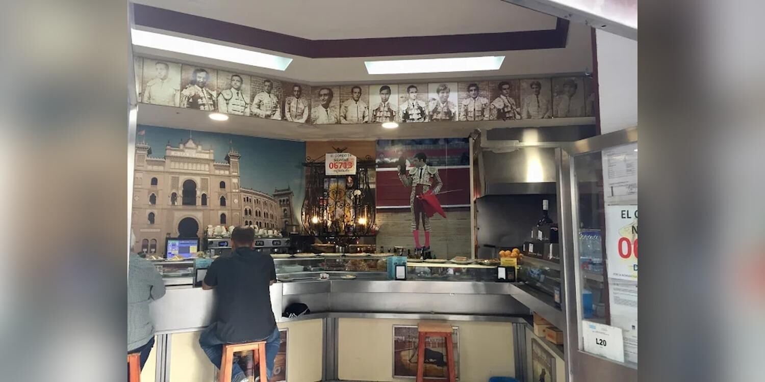 Taberna taurina Don Carmelo, bar