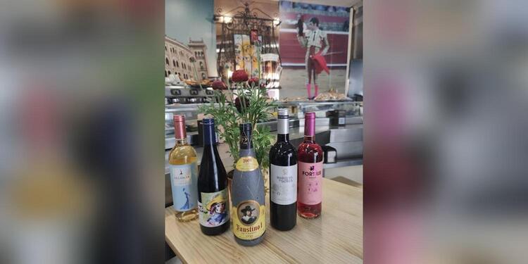 Taberna taurina Don Carmelo, bar