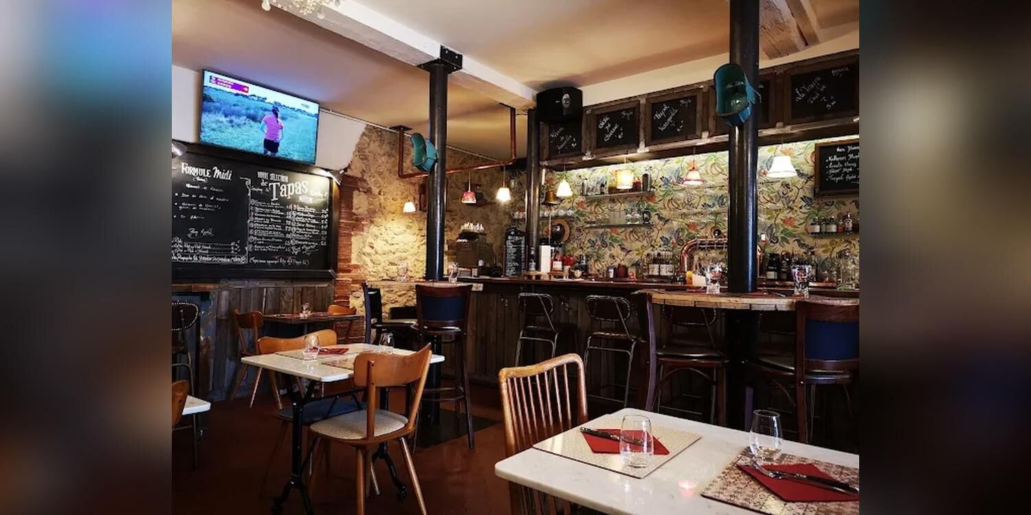 Le Pub à la française, bar