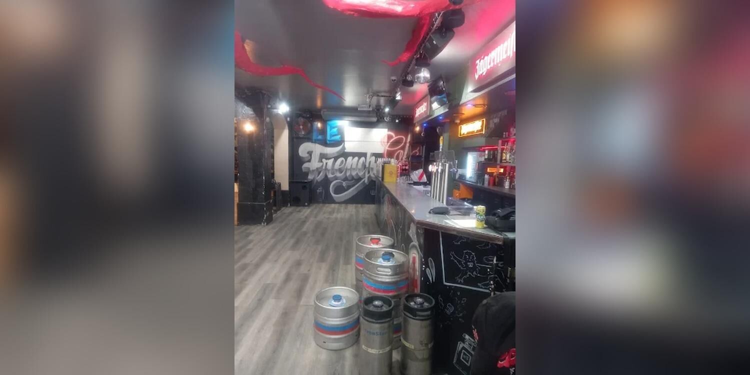 Le French Café, bar