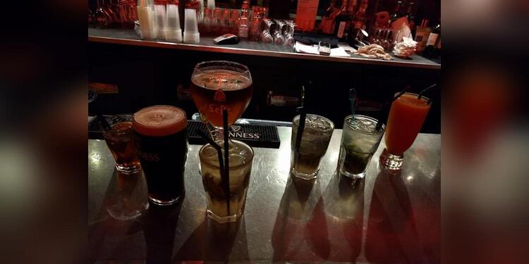 The 3 Rooms Muzik'Club, bar