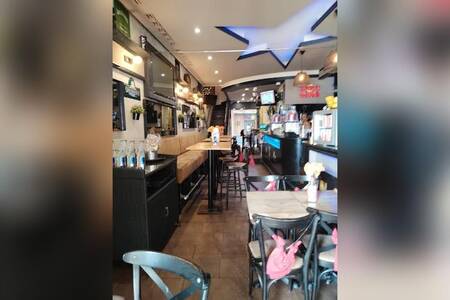 PMU Le Diane, Bar Cannes Le Suquet #0