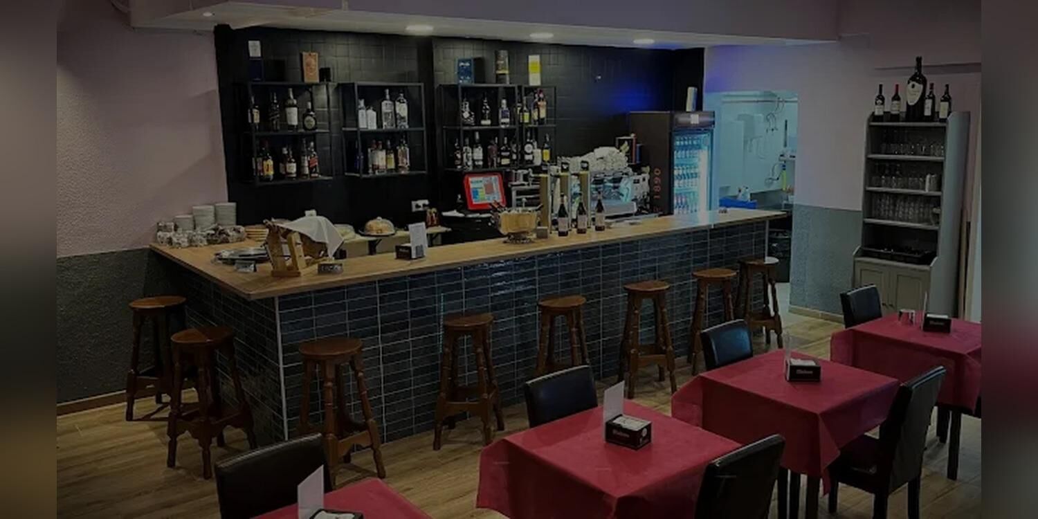 Terraza & Bar - El Capricho -, bar