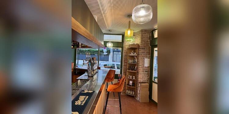 Café Plaisance, bar