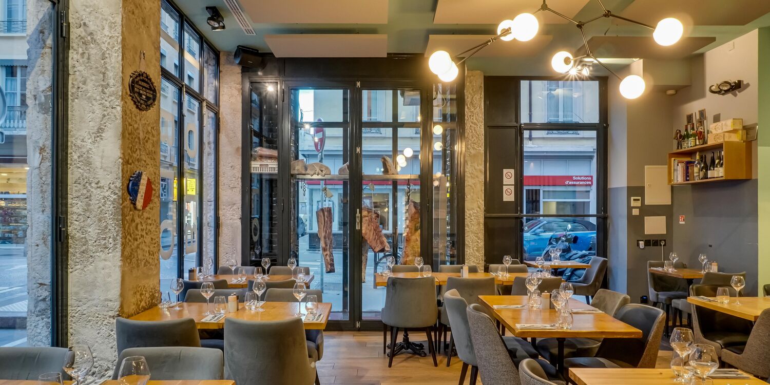 B.L.O, restaurant