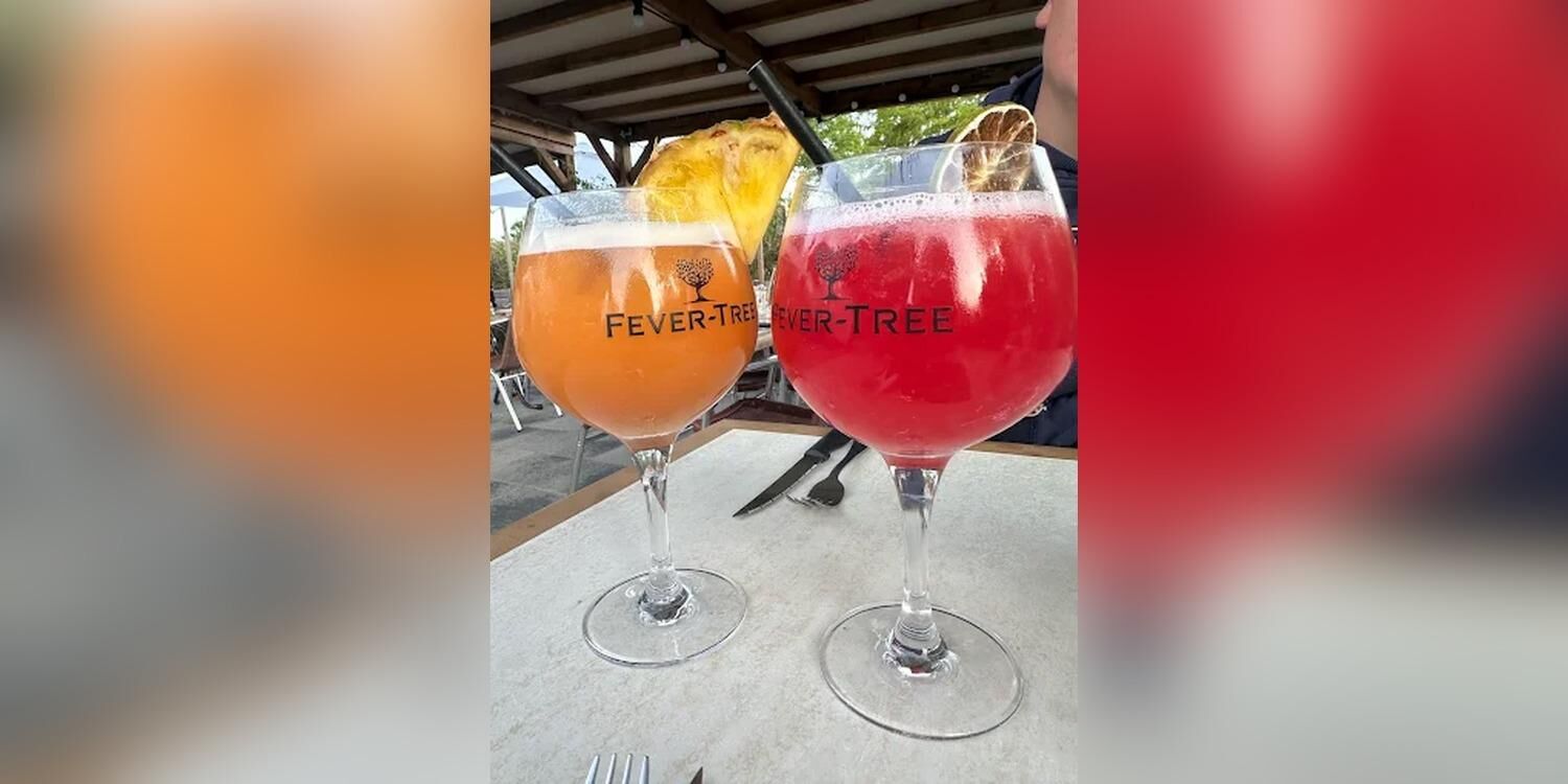 Le Sunset Beach (anciennement Auberge du boucanier), restaurant