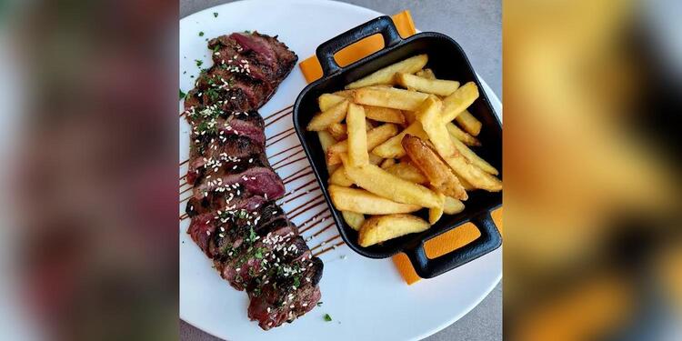 Le Sunset Beach (anciennement Auberge du boucanier), restaurant