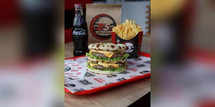 Times Square Clichy, restaurant