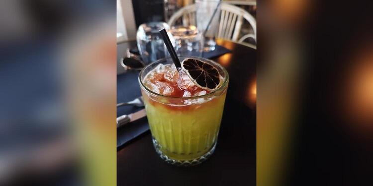 LE PETIT BISTROT LA DURANNE, restaurant