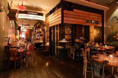 GUZZO I Bar in Born Barcelona, Bar Barcelona El Born #0