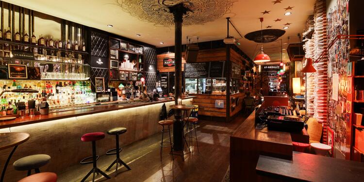 GUZZO I Bar in Born Barcelona, bar