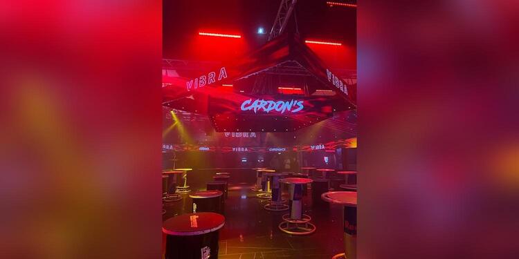 L'Entrepot Complexe, bar