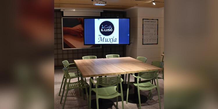 Café Il·lusió by Muxia, restaurant