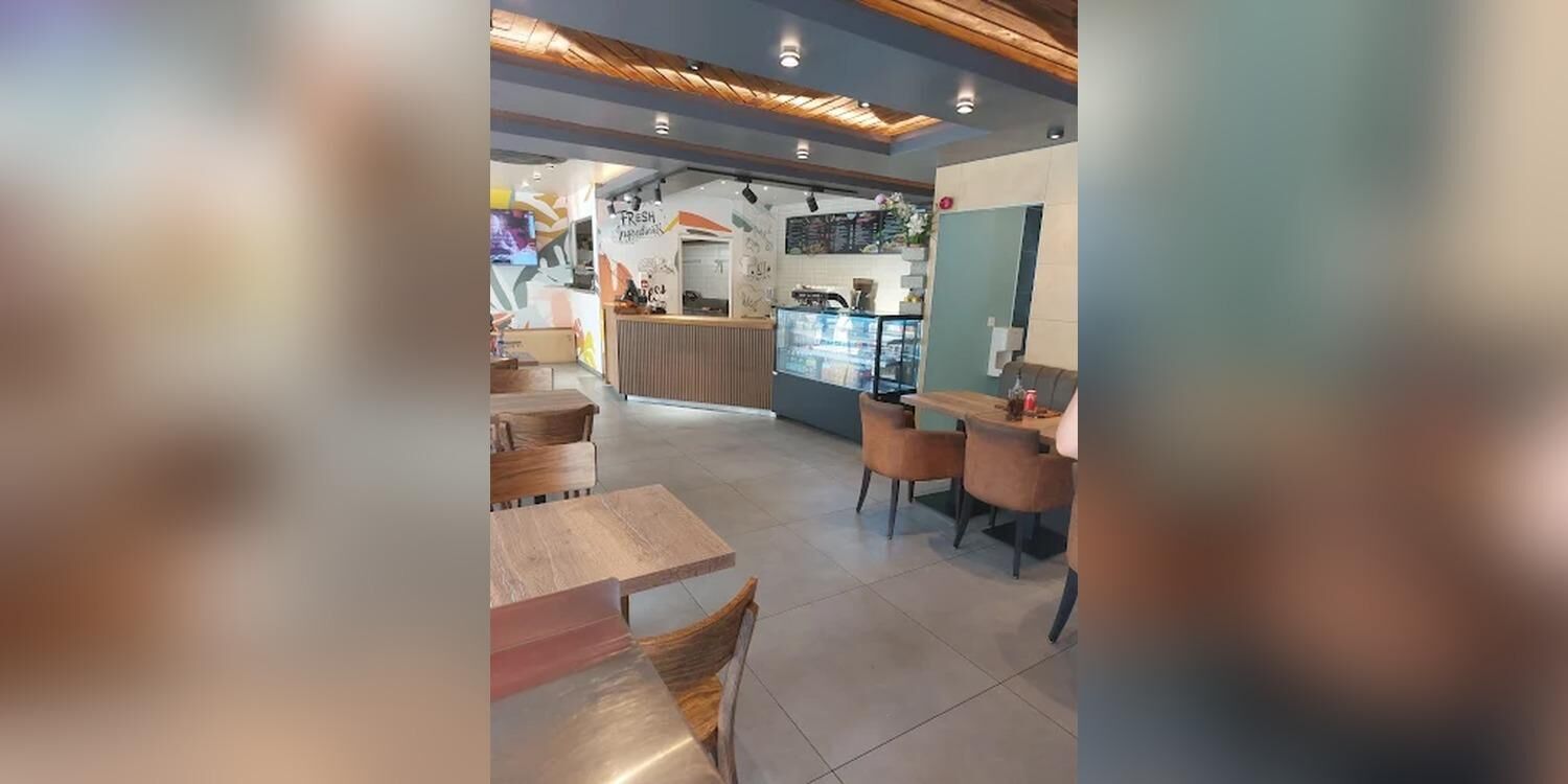 T9 Foodies & Grill, restaurant