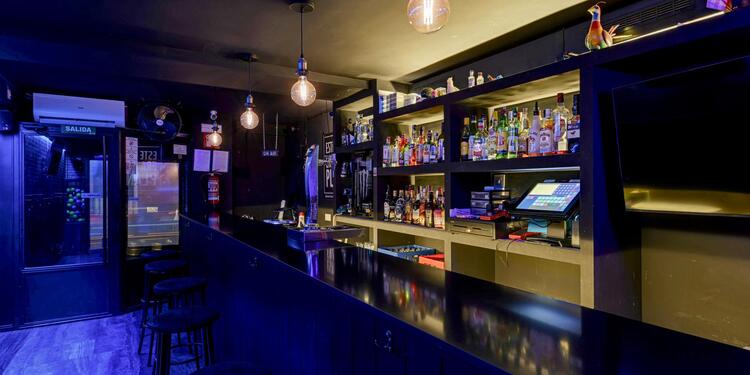 ESTE NO ERA EL PLAN, bar