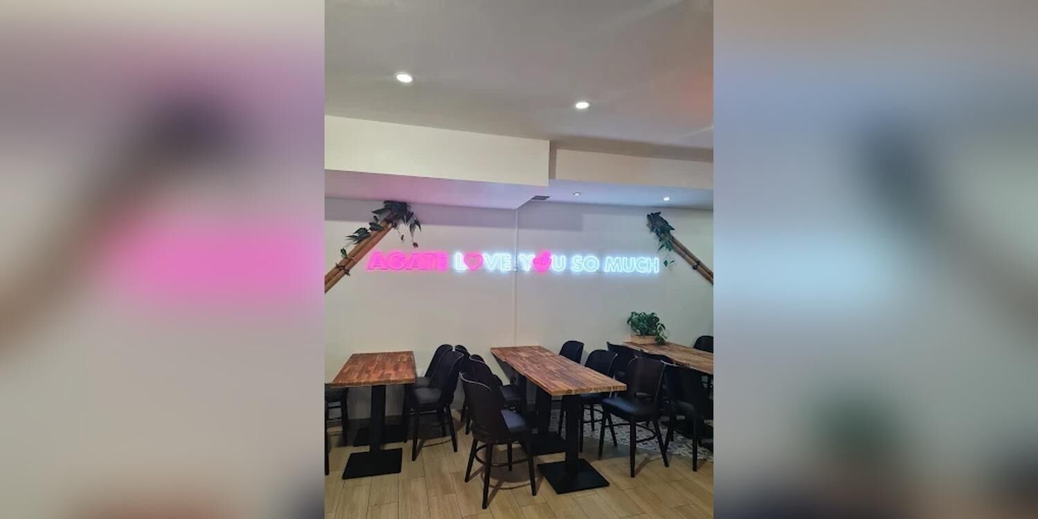 Agate food court , Agate waffle - Agate thai, restaurant