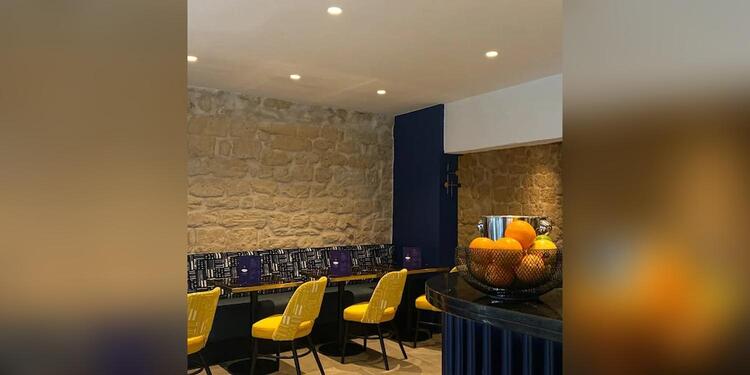 La Place, restaurant