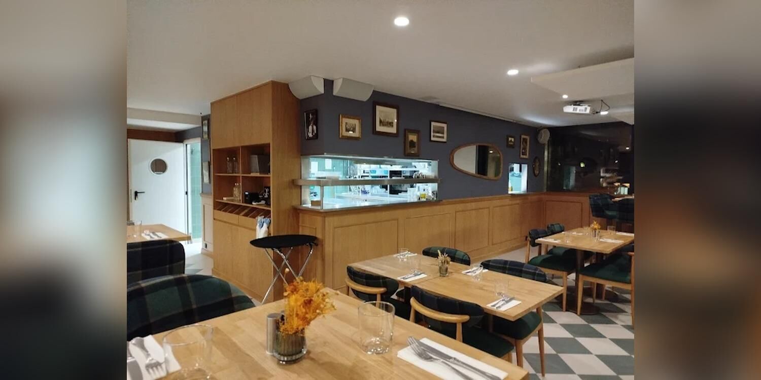 Duke's british brasserie, restaurant